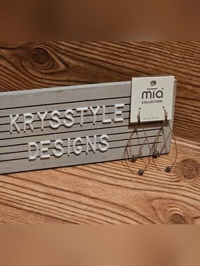 MIA COLLECTION LIGHTWEIGHT Dangle Earrings